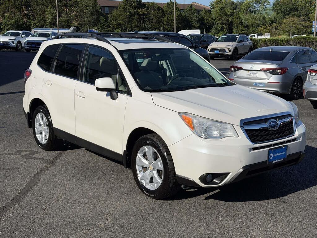 2015 SUBARU Forester