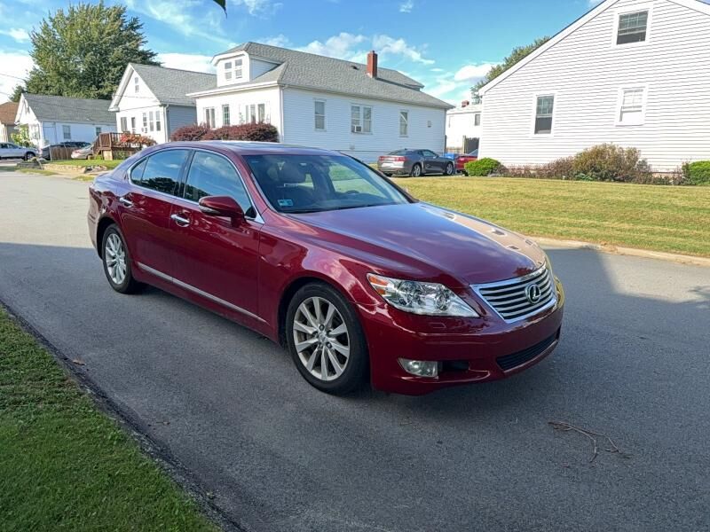 2010 LEXUS LS