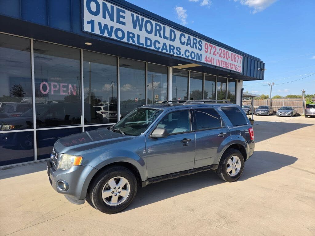 2011 FORD Escape