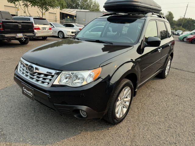 2013 SUBARU Forester