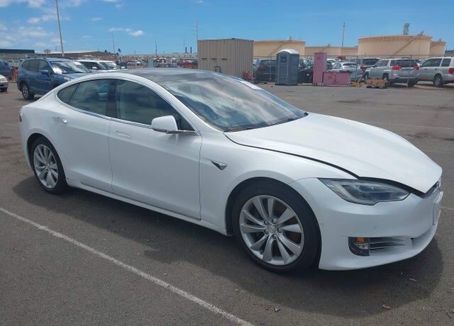 2016 TESLA Model S