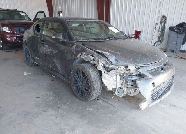 2013 TOYOTA SCION