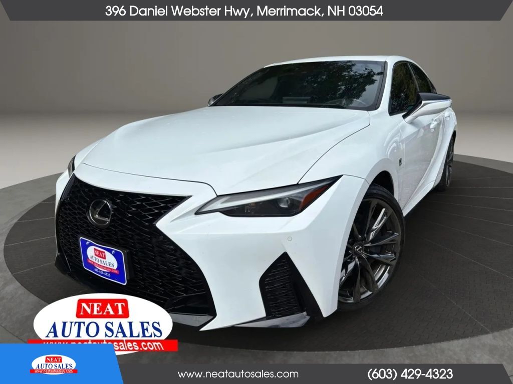 2022 LEXUS IS