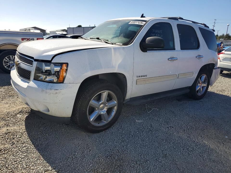 2011 CHEVROLET Tahoe