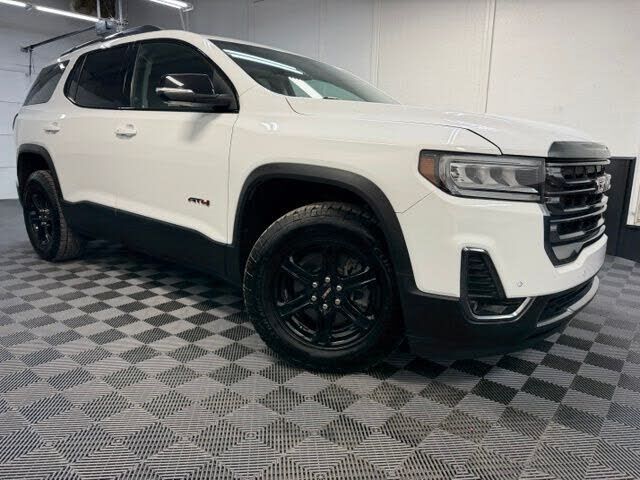 2023 GMC Acadia