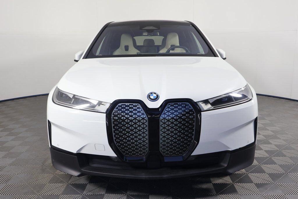 2024 BMW iX