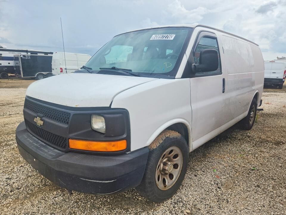 2013 CHEVROLET Express