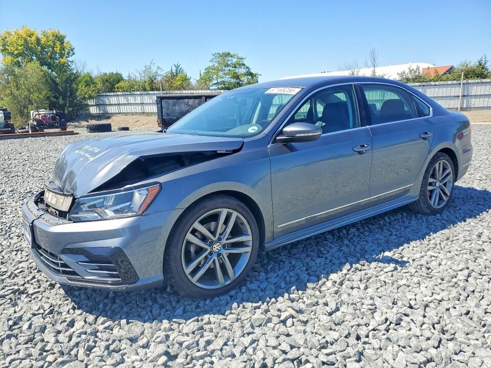 2016 VOLKSWAGEN Passat