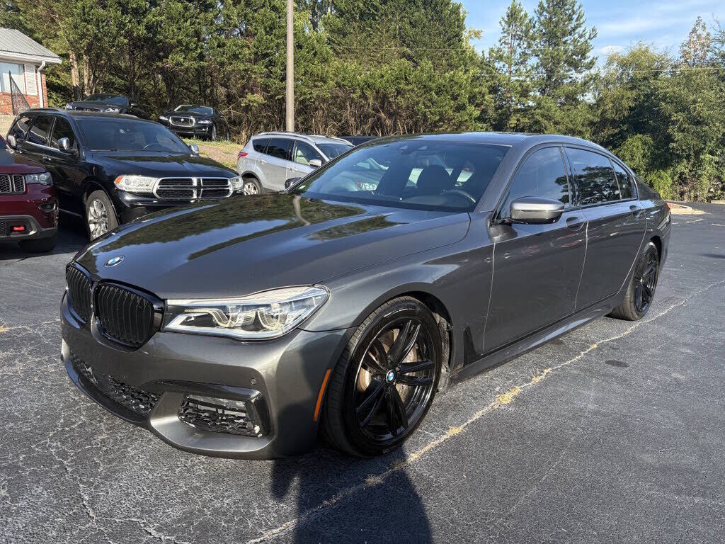 2016 BMW 750i
