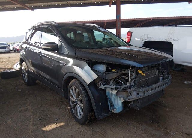 2017 FORD Escape