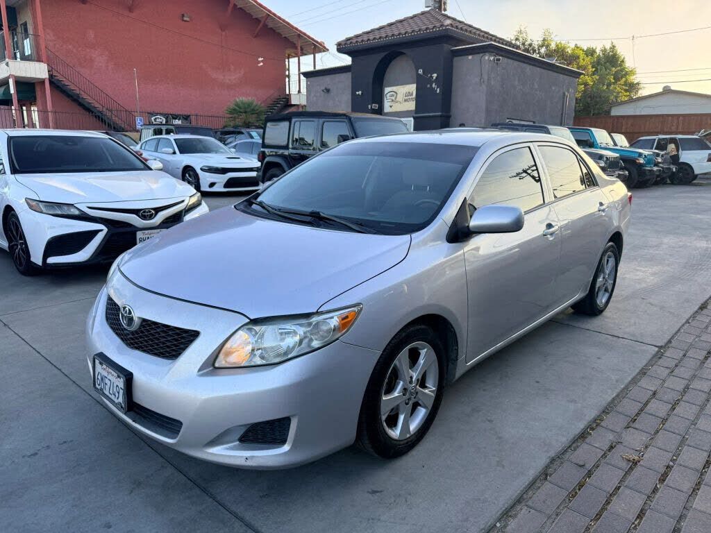 2010 TOYOTA Corolla