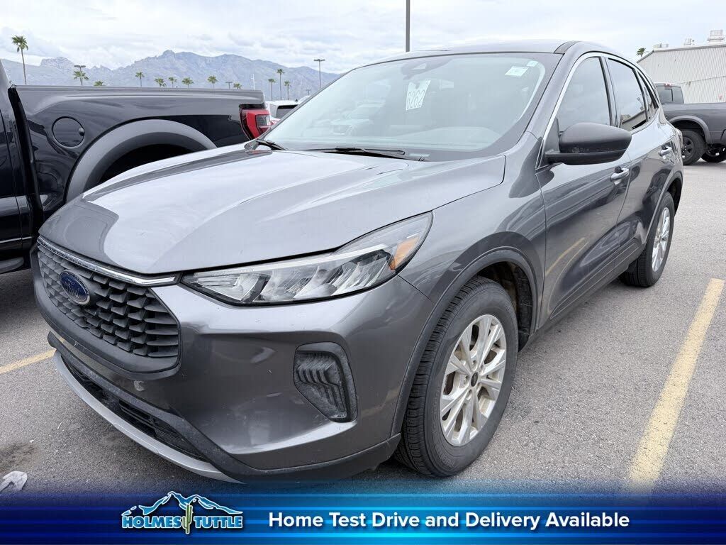 2024 FORD Escape