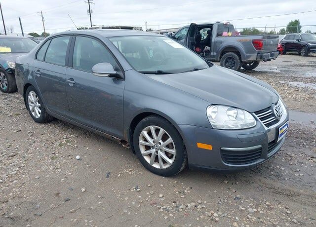 2010 VOLKSWAGEN Jetta
