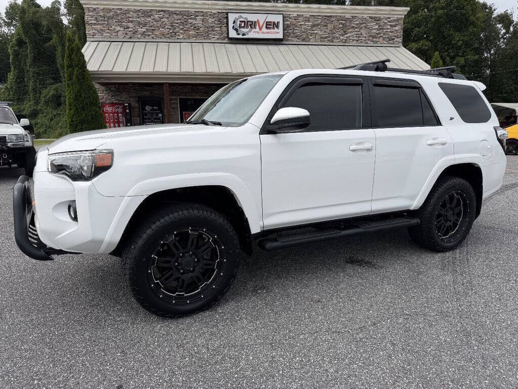 2017 TOYOTA 4-Runner