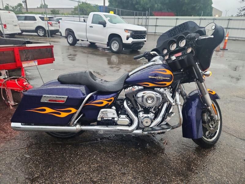 2012 HARLEY DAVIDSON Street Glide 103