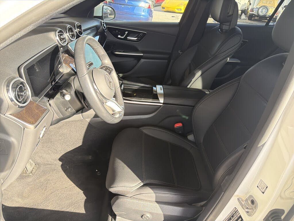 2025 Mercedes-Benz GLC-Class