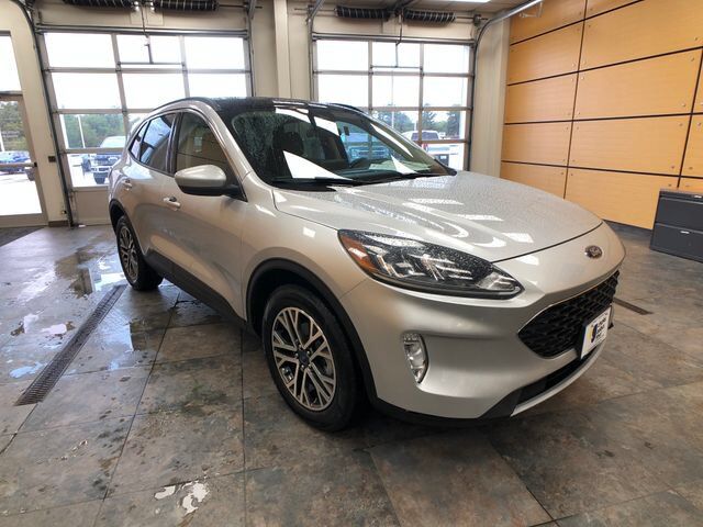 2020 FORD Escape