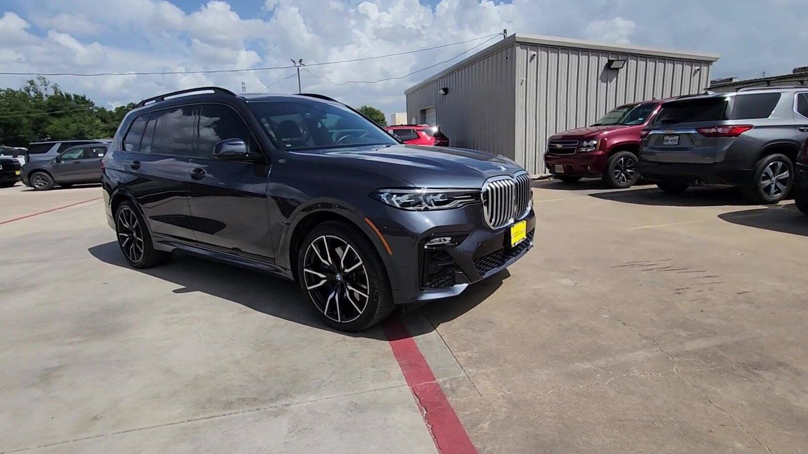 2022 BMW X7