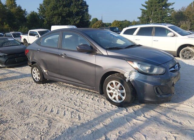2012 HYUNDAI Accent