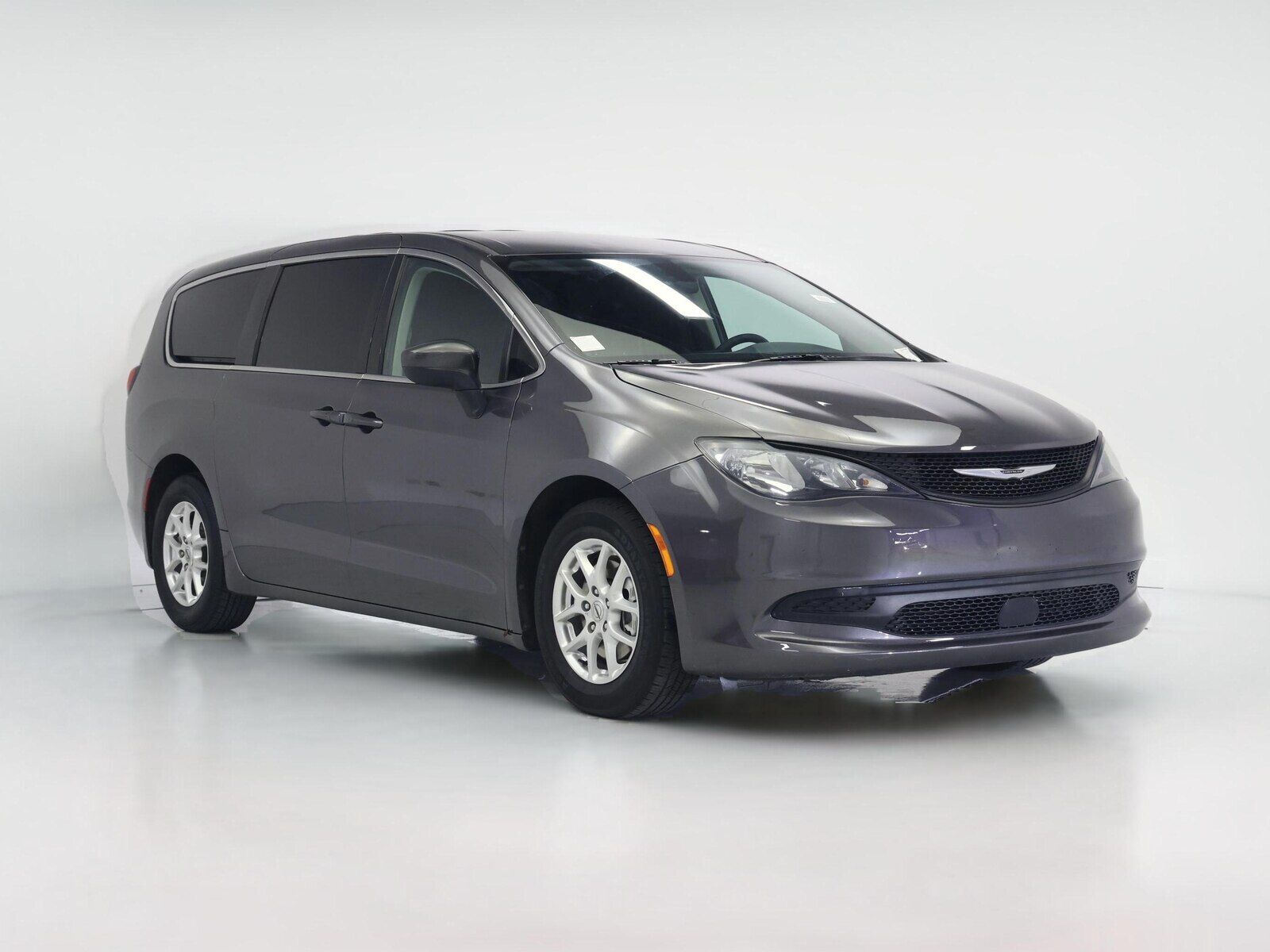 2022 CHRYSLER Voyager