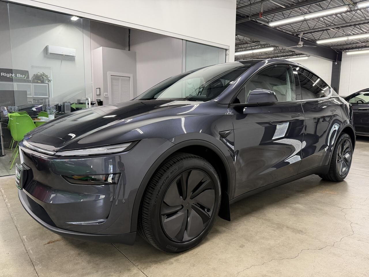 2026 TESLA Model Y