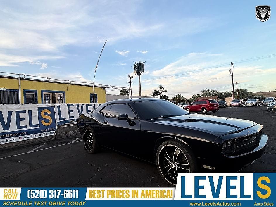 2012 DODGE Challenger