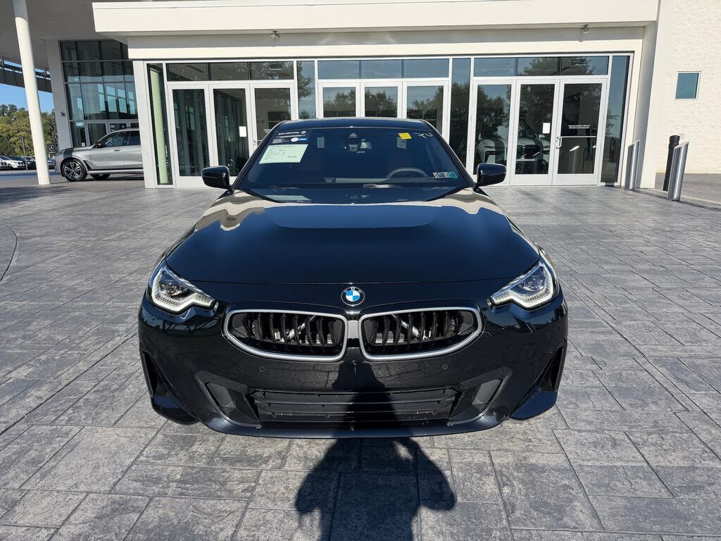 2026 BMW 230i