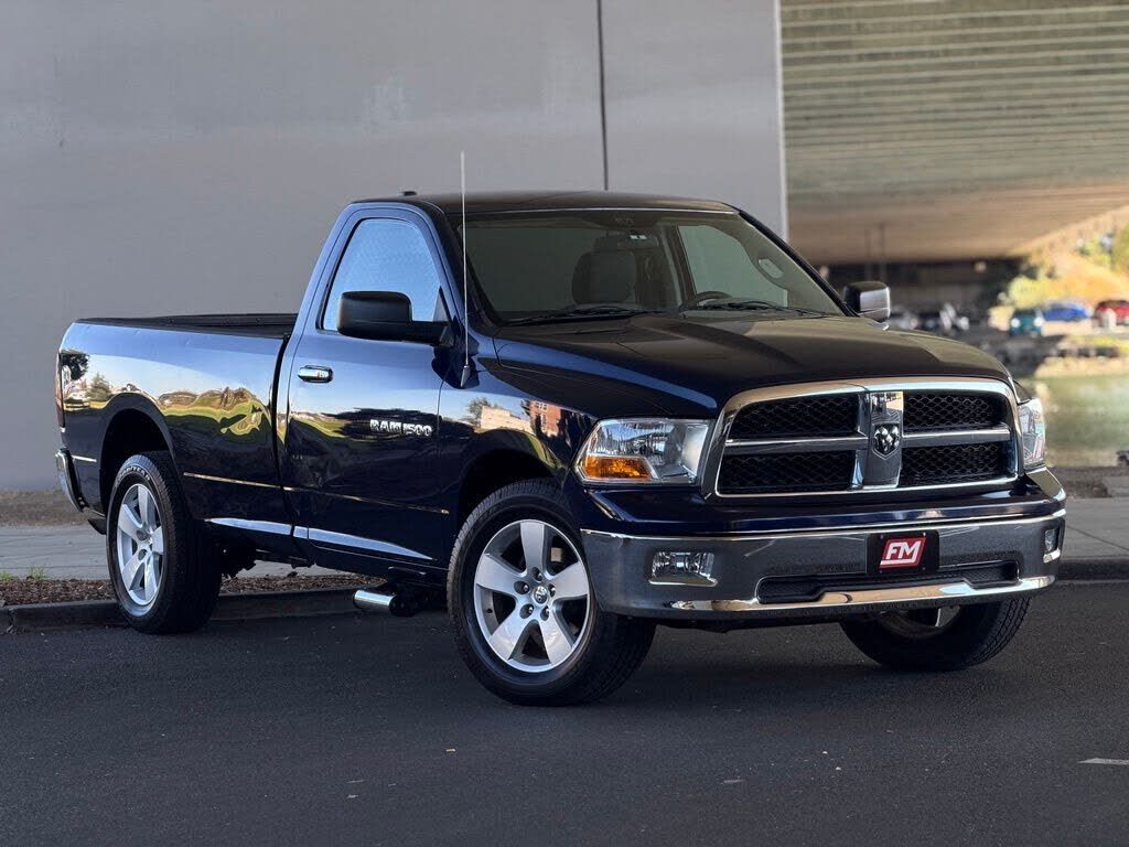 2012 DODGE Ram
