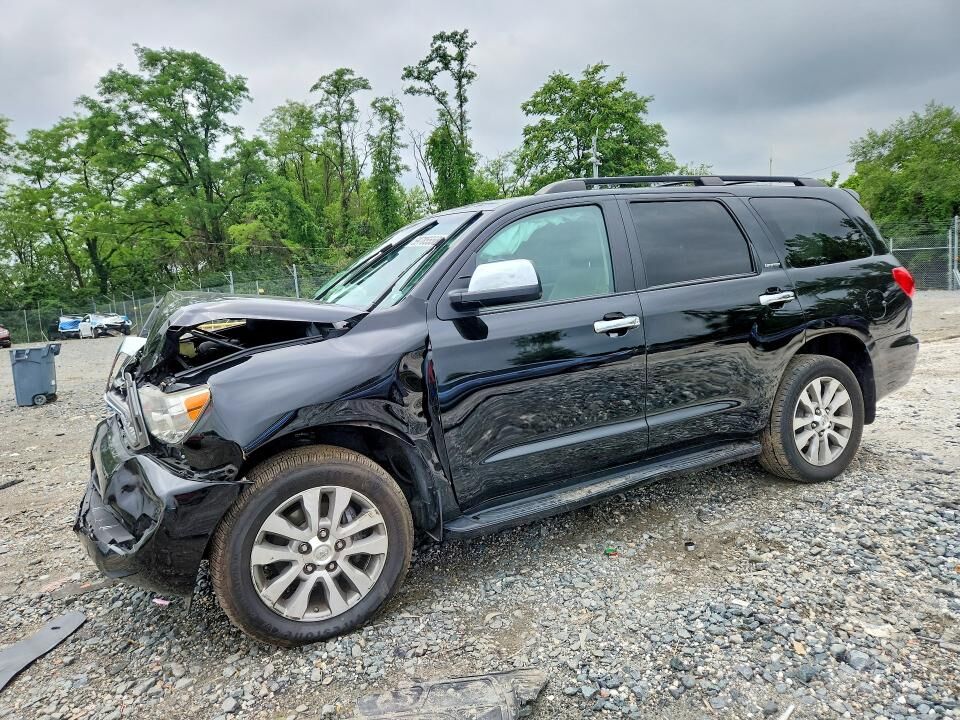 2014 TOYOTA Sequoia