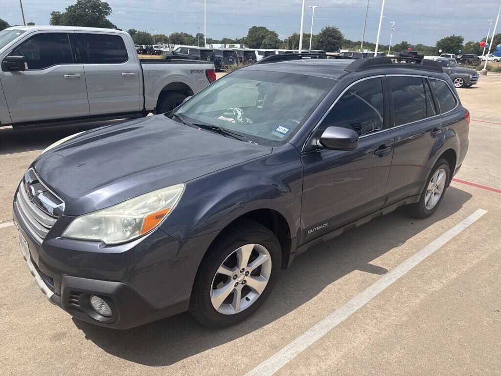 2014 SUBARU Outback