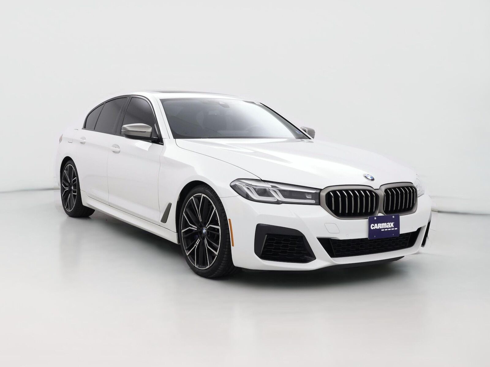 2023 BMW M5