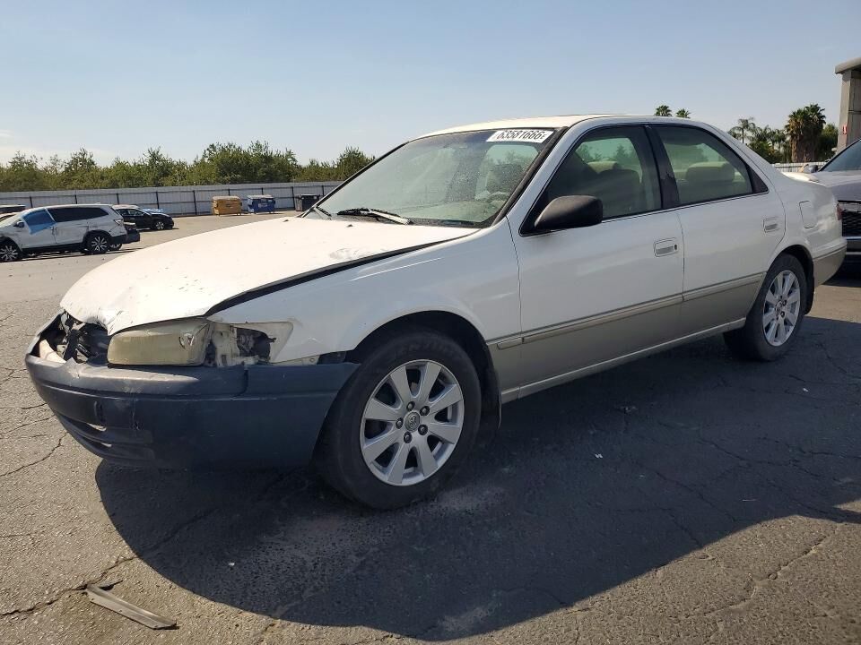 1999 TOYOTA Camry