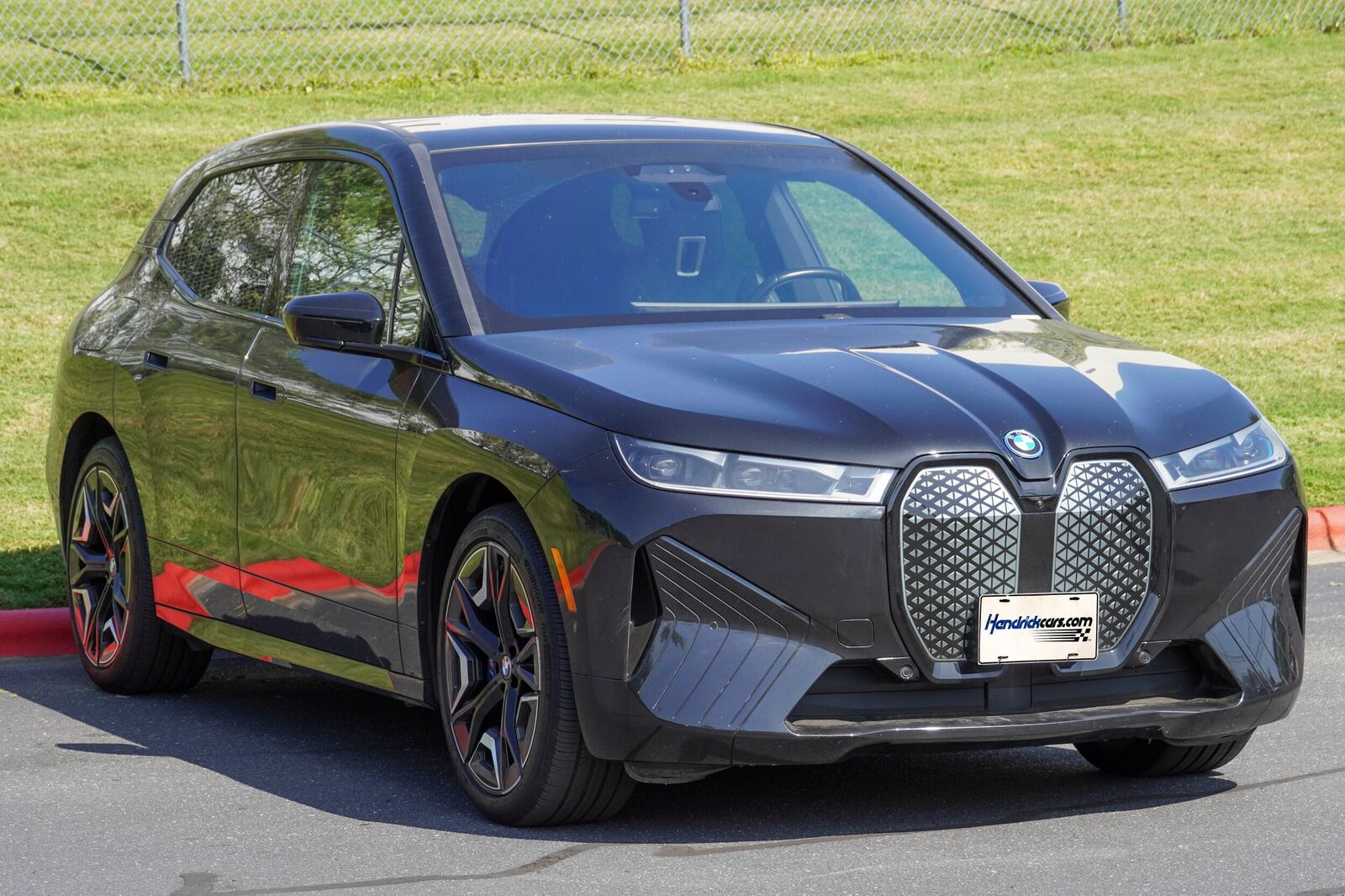 2023 BMW iX