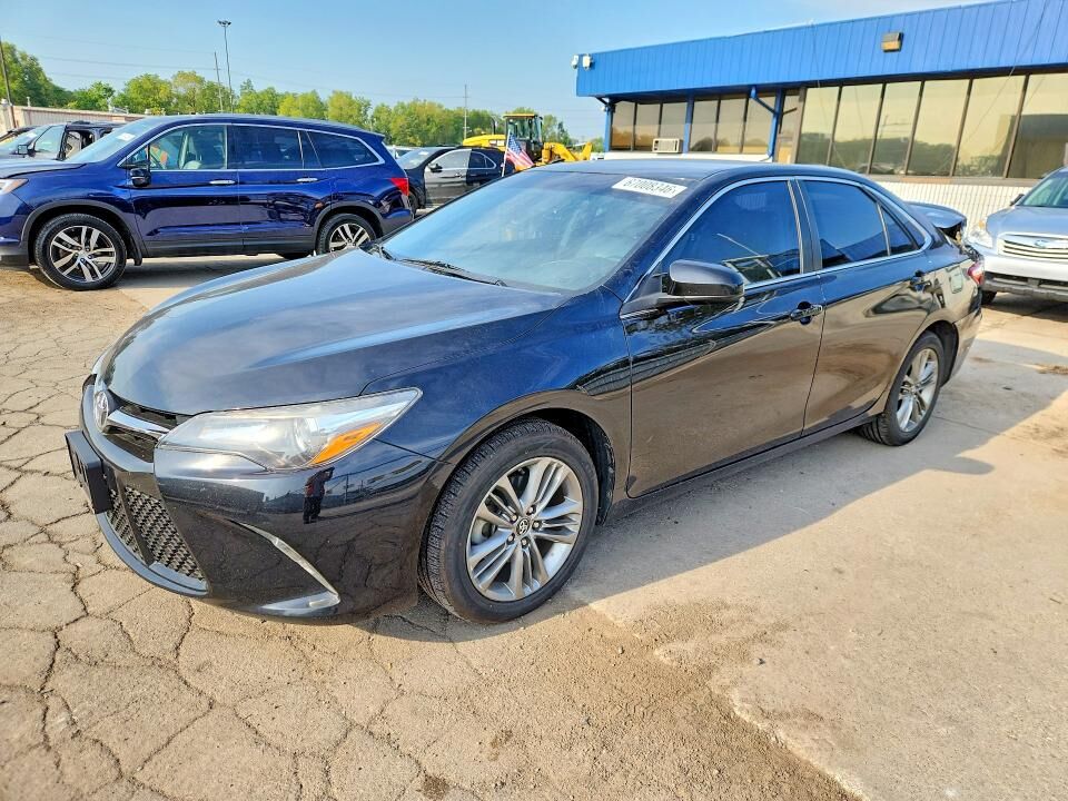 2017 TOYOTA Camry