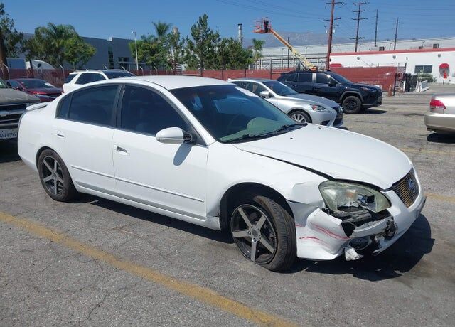 2003 NISSAN Altima