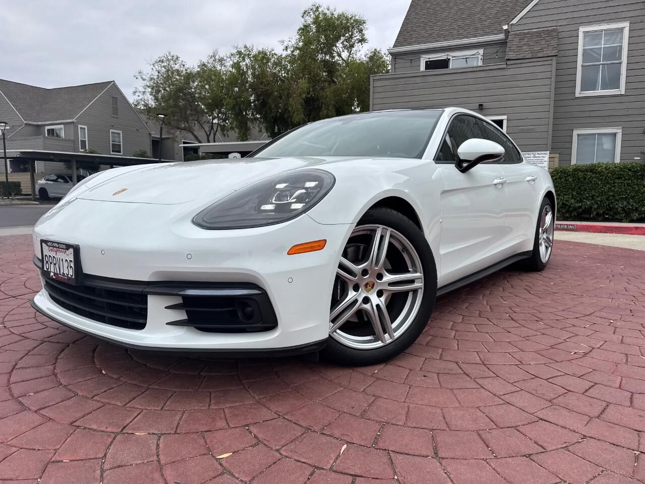 2020 PORSCHE Panamera