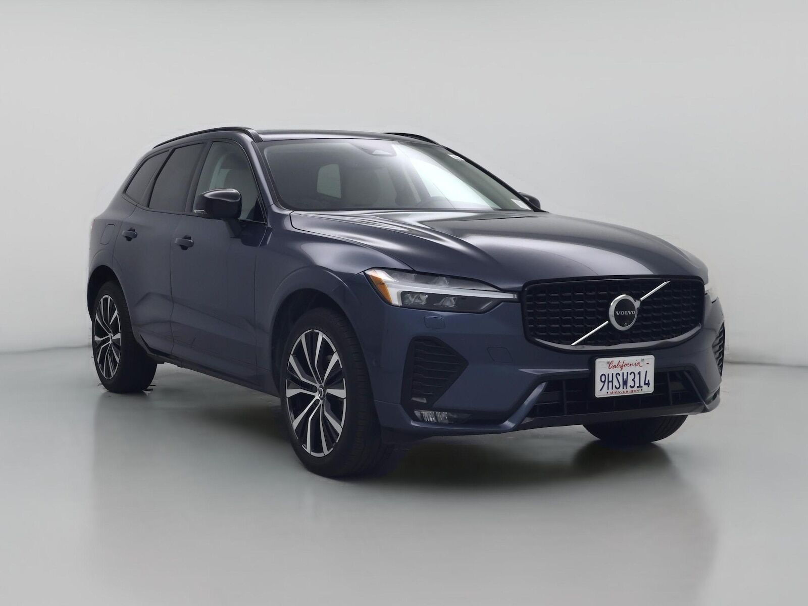 2024 VOLVO XC60