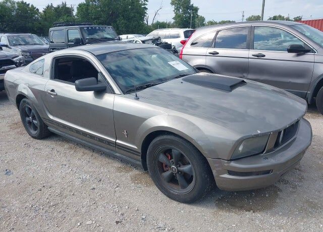 2005 FORD Mustang