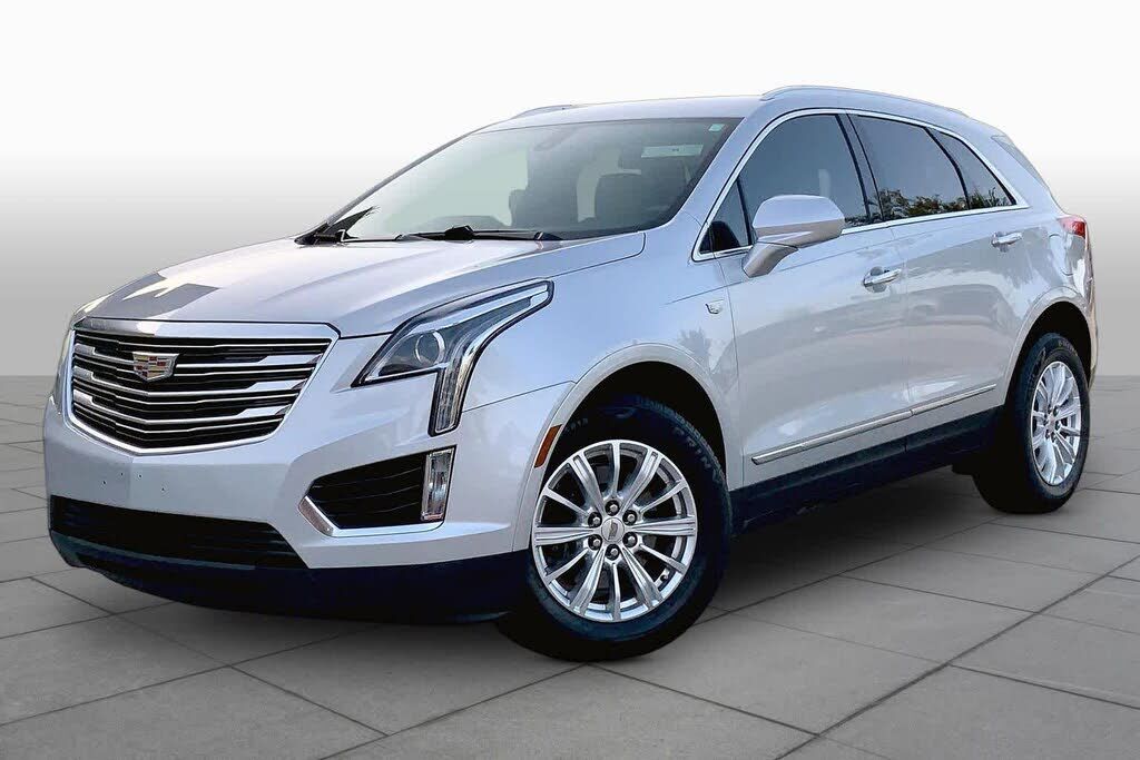 2017 CADILLAC XT5