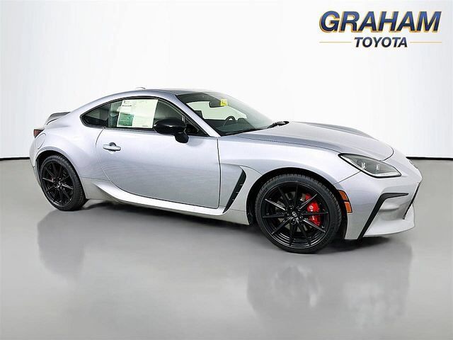 2025 TOYOTA GR86