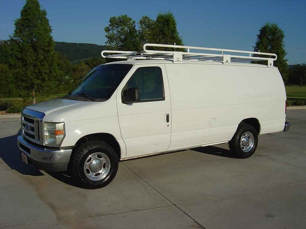2009 FORD E-250