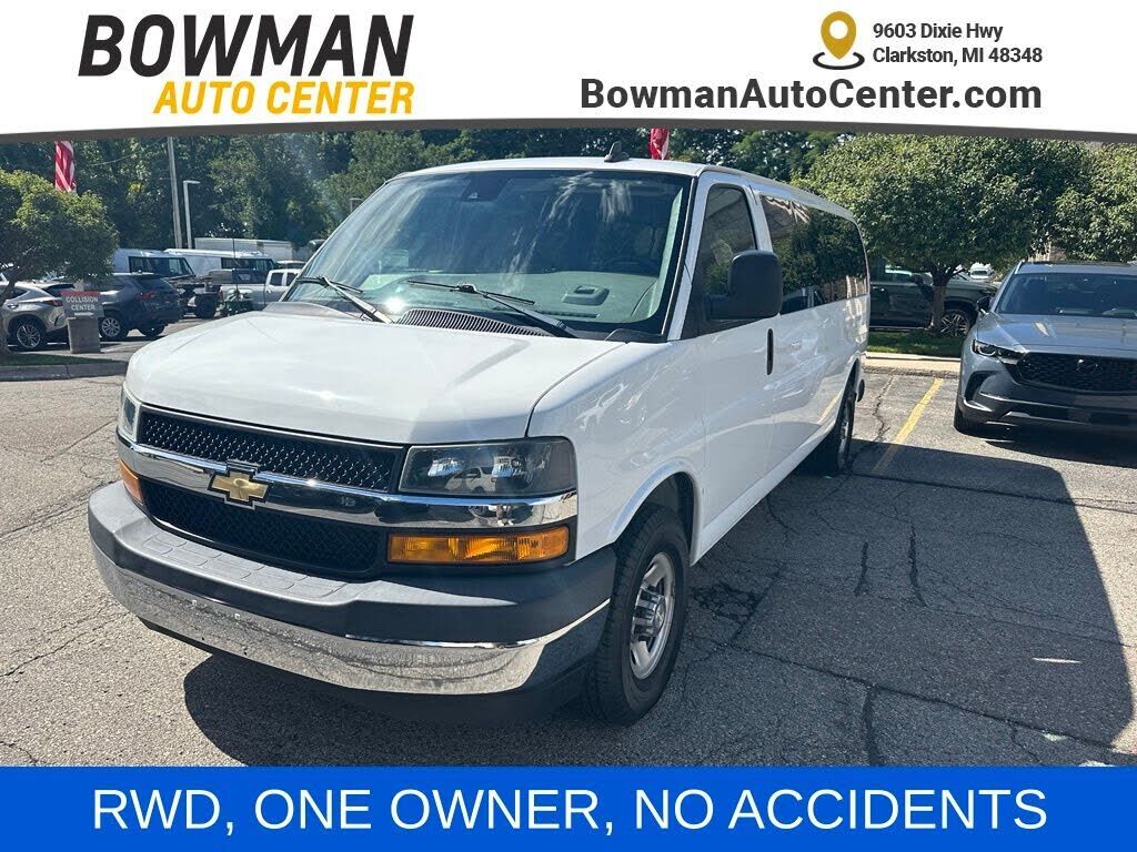 2020 CHEVROLET Express