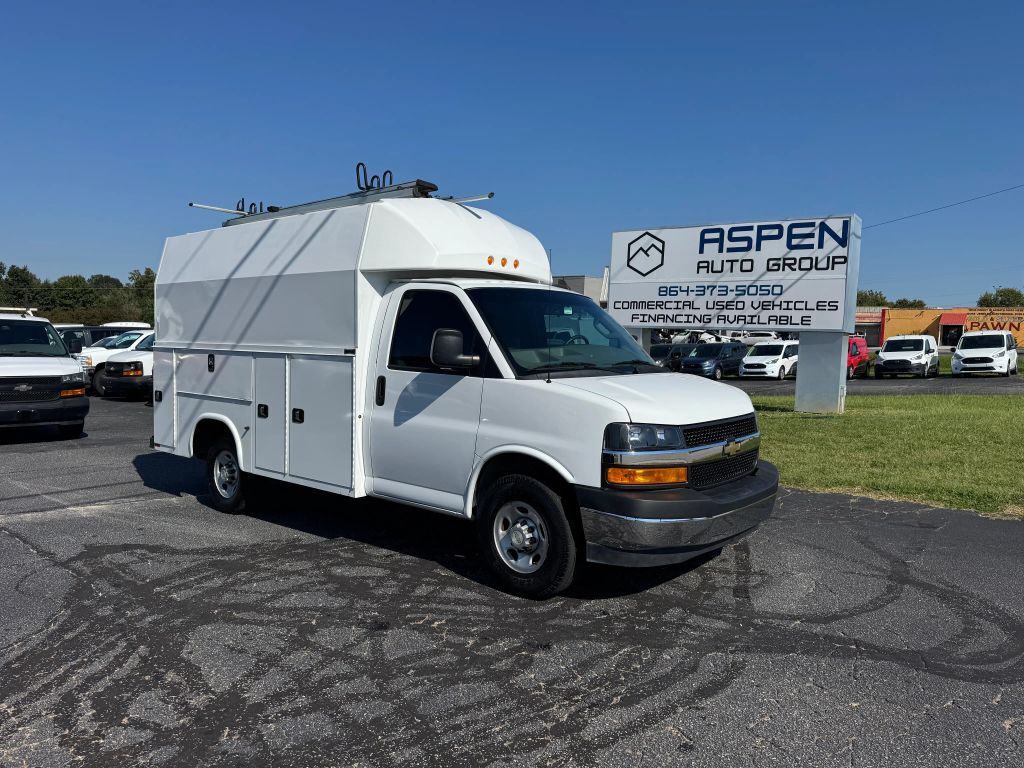 2020 CHEVROLET Express