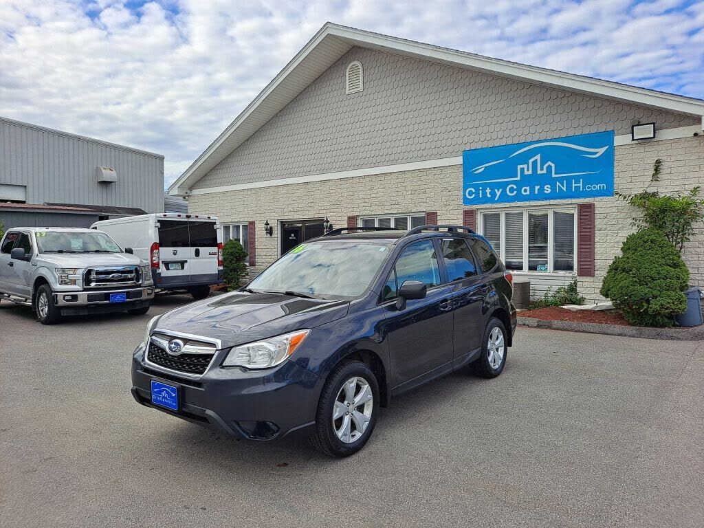 2016 SUBARU Forester