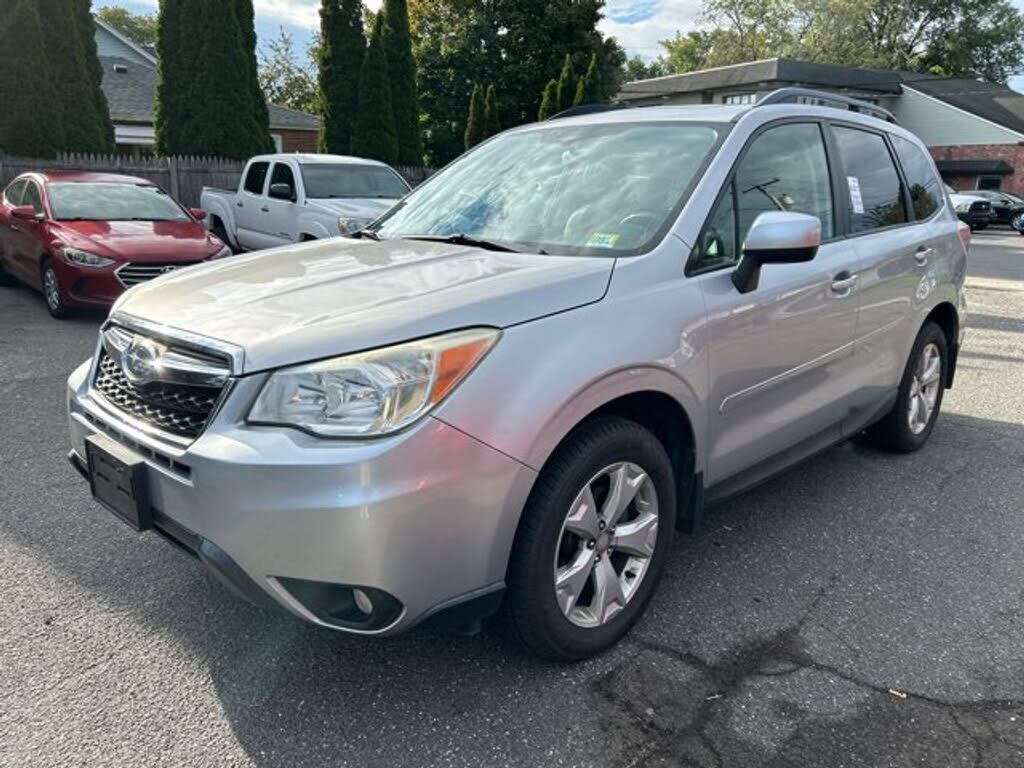 2014 SUBARU Forester