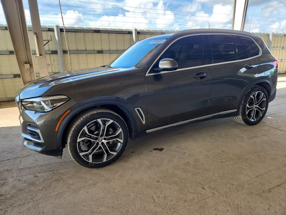 2022 BMW X5