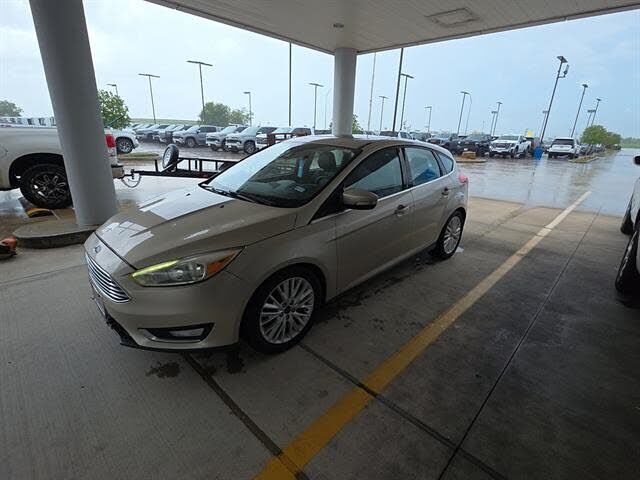 2017 FORD Focus