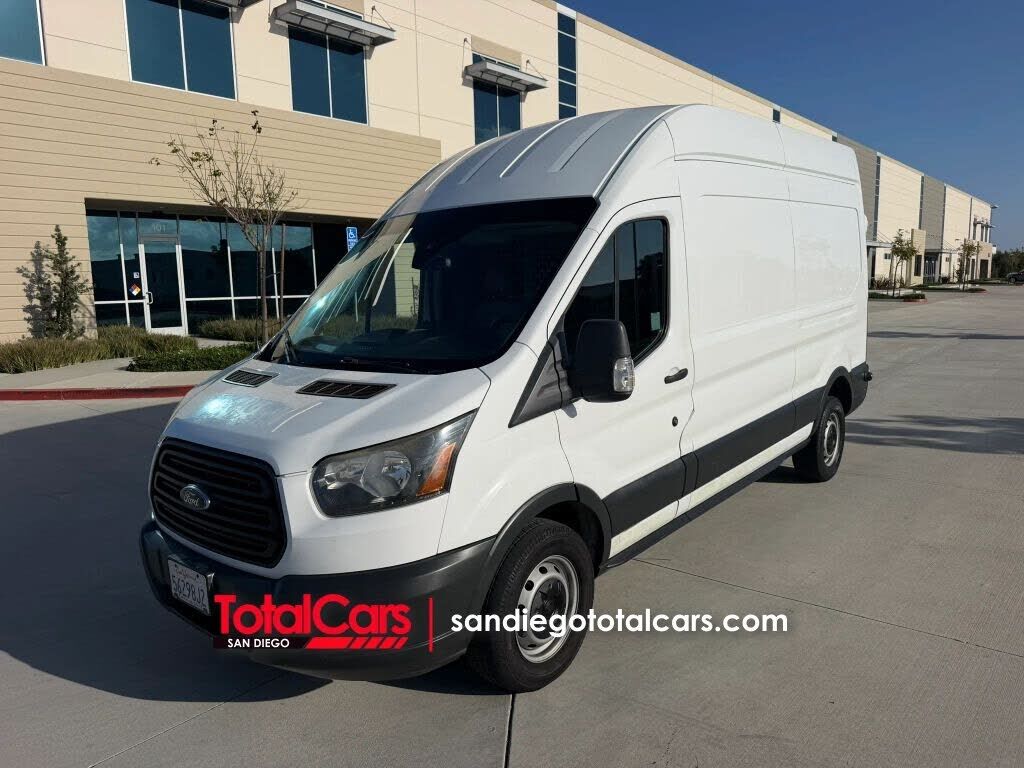 2017 FORD Transit
