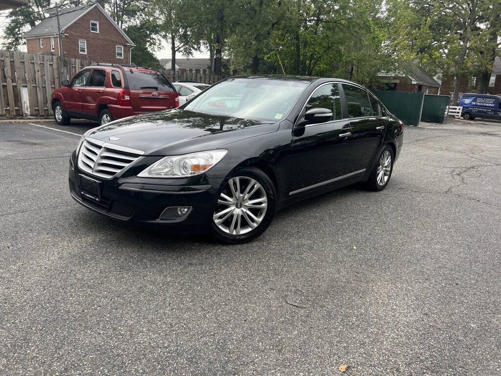 2011 HYUNDAI Genesis