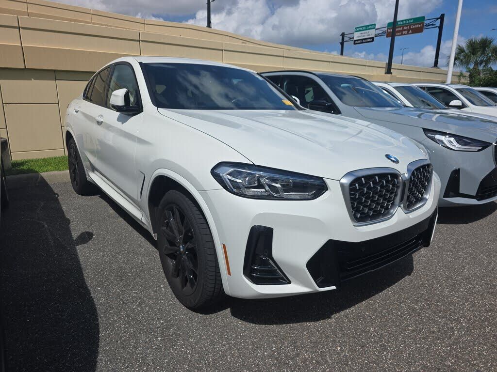 2025 BMW X4
